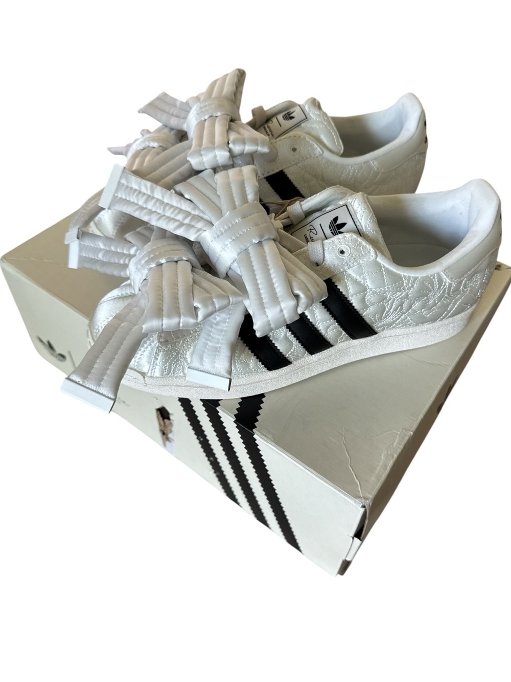 Adidas x Caroline Hu Superstar JR7977 White Bow Sneakers NWT Collab UK 6.5~US8.5 - Picture 4 of 15